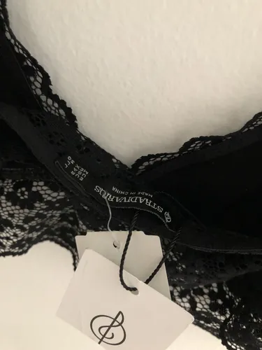 Bralette negro encaje stradivarius hotsell