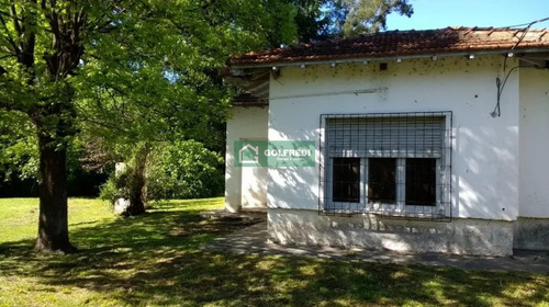 Chalet En Amplio Lote