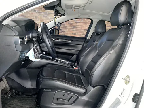Mazda CX-5 2.5 Grand Touring LX 4