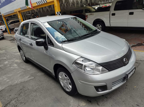 Imagen 2 de 15 de Nissan Tiida 1.8 Sense Sedan Std 6 Vel Ac 2011