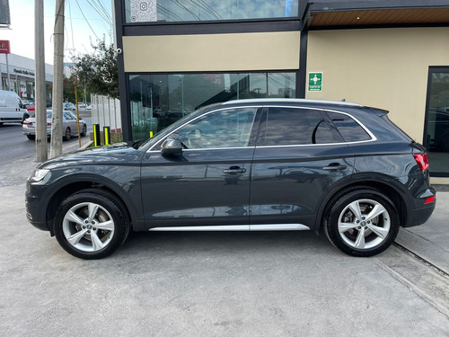 Audi Q5 2.0 L4 Elite S-Tronic At