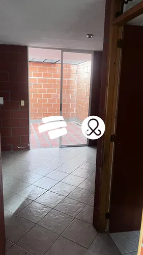 Casa En Venta De Tres Niveles En Itagüí