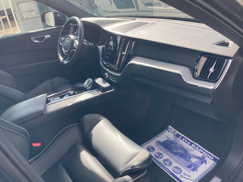Volvo XC60 2.0 T8 Ultimate Dark Recharge (Plug-In) 5P Hibrido