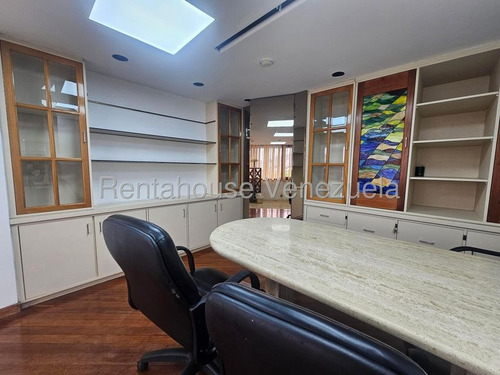 Oficina En Alquiler, Chuao, 83 Mts, 2518847