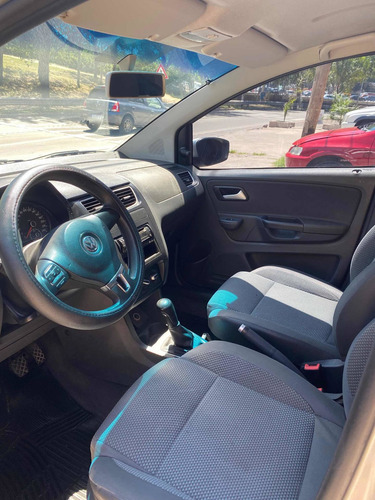 Volkswagen Fox 1.6 Comfortline Pack 5 P 2012