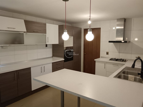 Casa Huechuraba, 5 Dorm,3 Baños 193/881 Piscina, Quincho Ppw