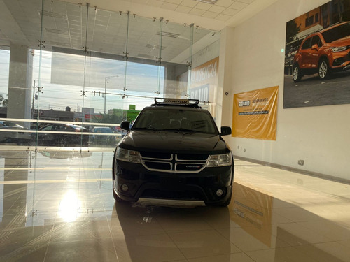 Imagen 2 de 14 de Dodge Journey 2013