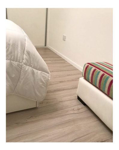 Imagen 4 de 7 de Piso Vinilico Aqua Linea Tempo