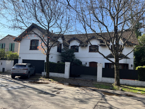 Casa Venta En Calle Con Seguridad