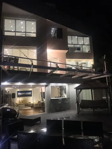Townhouse Exclusivo