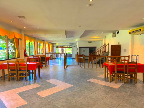 Residencia Geriátrica El Huerto De Los Olivos - Pilar