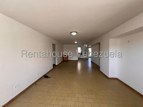 Apartamento Grande California Norte Buena Ubicacion 25-12226