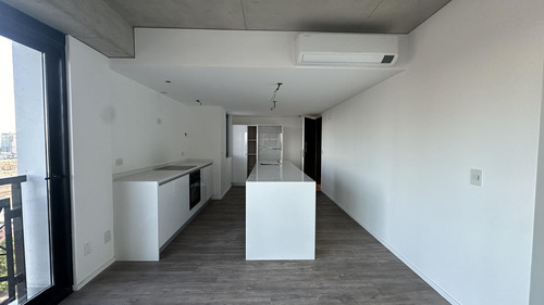 3 Ambientes En Venta A Estrenar, Piso Alto, Con Incrible Vista En Quartier Del Bajo.