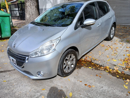Peugeot 208 1.6 Allure Touchscreen