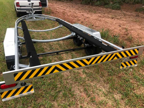 Carreta Rodoviária Galvanizada P/ Lancha 23 Pés Bravonautica