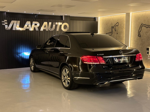 Mercedes-Benz Classe E 2.0 Avantgarde Turbo 4p