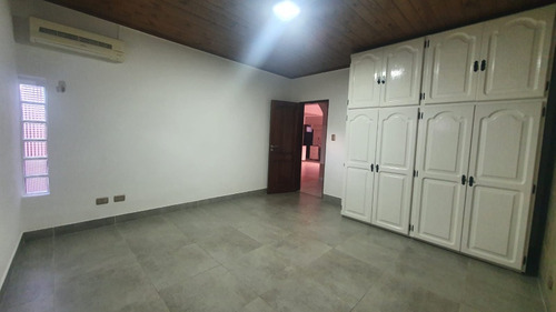 Casa 3 Ambientes Zona Unicenter