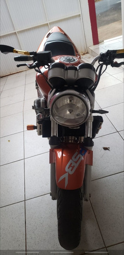 Imagem 4 de 8 de Honda Hornet Carburada