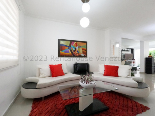  Sp* Hermosa Casa De 2 Niveles, Amoblada  En Venta, Ciudad Roca Barquisimeto  Lara, Venezuela, Selena Pacheco/  4 Dormitorios  3 Baños  18050 M² 