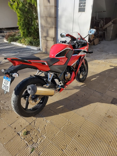 Honda Cbr300r