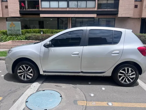 Renault Sandero 1.6 Zen