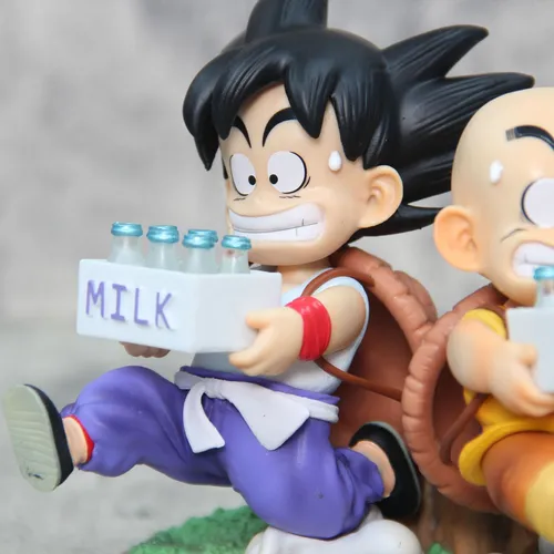 Figura Dragon Ball Repartidor De Leche Infancia Goku Krilin