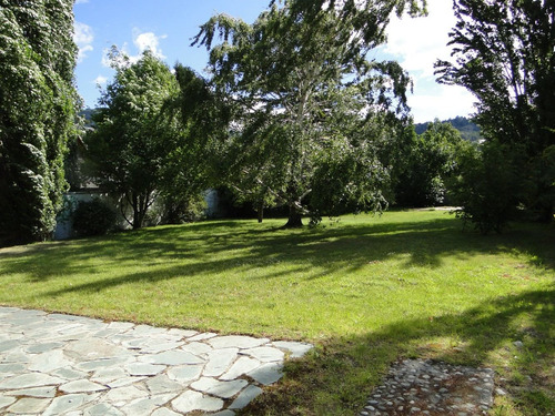 Imagen 3 de 11 de Casa Centrica A 3 Cuadras Del Lago Lacar. Ideal Inversión.
