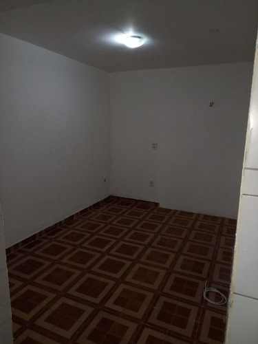 Imagem 3 de 10 de Casa Com 1 Dormitório Para Alugar, 60 M² Por R$ 800,00/mês - Cidade 2000 - Fortaleza/ce - Ca0099