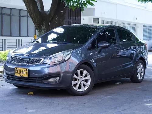 Kia Rio 1.2 4 p | TuCarro