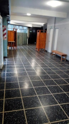Imagen 4 de 8 de Excelente Local En Venta En Bulnes Al 300 - Almagro