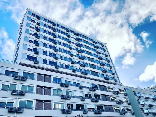 Imagen 9 de 14 de Apartamento 1 Dormitorio En Malvín- E-tower Sky Ne #904
