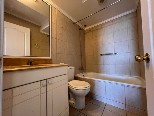 Vende Depto. Excelente Ubicación (65593)