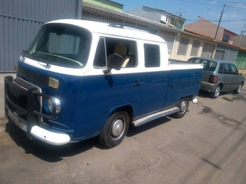 Volkswagen Kombi Pik Upe