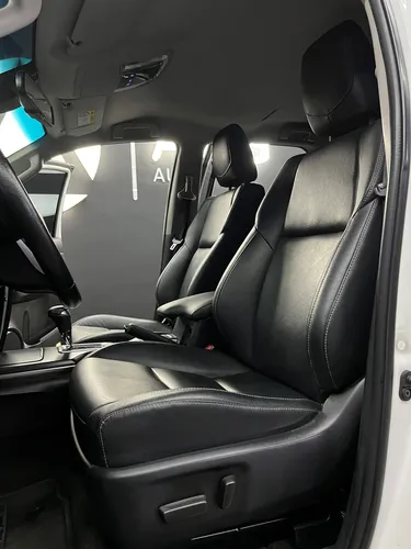 Toyota Fortuner 2.4 Srv