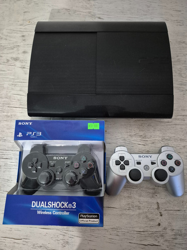Sony Playstation 3 + 2 Joysticks +15 Juegos +hen Negro (Usado)