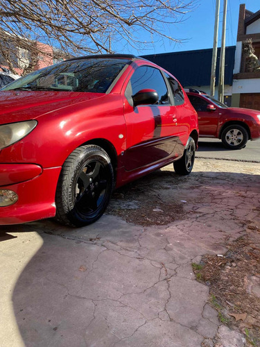 Imagen 9 de 15 de Peugeot 206 1.6 Xs Premium 2005