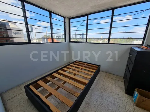 Casa En Venta Acondicionada Para Uso De Oficina En Mayorazgo