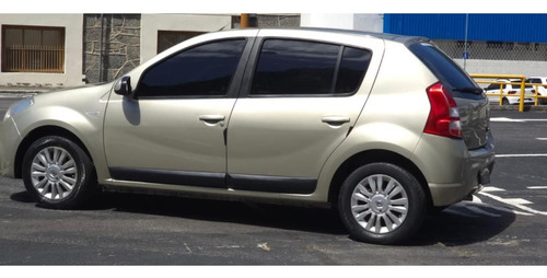 Renault Sandero 1.6 PRIVILÉGE 16V FLEX 4P AUTOMÁTICO