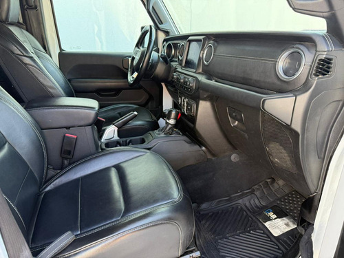 Jeep Wrangler 3.7 Unlimited Sahara 3.6 4x4 At