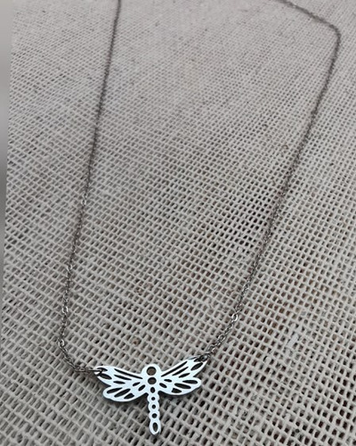 Imagen 5 de 6 de Dije Acero Inoxidable Libélula Origami Con Collar