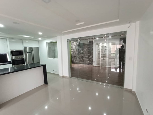 Imagen 8 de 19 de Marisol Castro Vende Townhouse En El Remanso | San Diego | Carabobo | Conjunto Residencial Brisas Del Valle | Foth-226 Marisol 04244923040