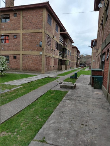 Imagen 12 de 13 de Venta Departamento 2 Dormitorios Y Cochera