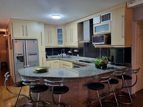 Imagen 3 de 11 de Se Vende Hermoso Apto En Res. Puerto Bahia. Lecheria .edo Anzoategui