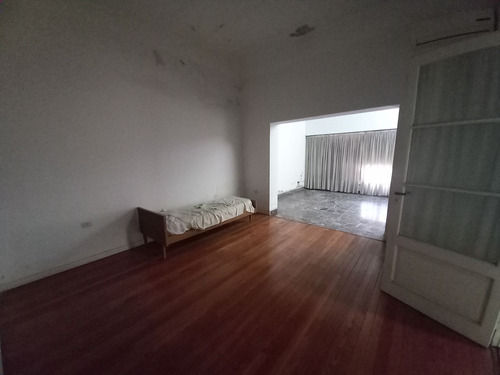 Venta Galpon Deposito Casa 5 Ambientes Mataderos