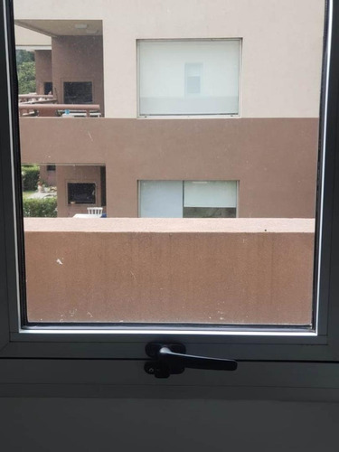Excelente Departamento De 3 Ambientes En Villa Del Lago
