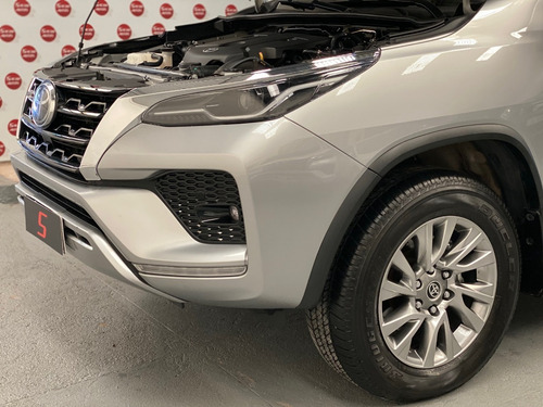 Imagen 11 de 15 de Toyota Sw4 2.8 Tdi Srx At 2021