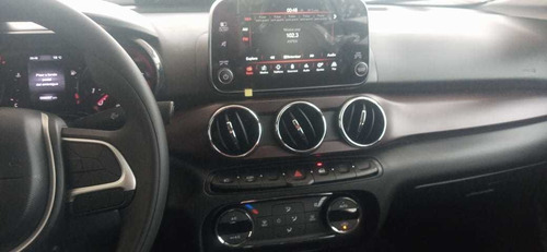Imagen 4 de 12 de Fiat Cronos 1.3 Drive Pedro
