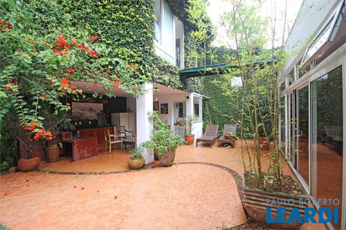 Imagem 3 de 15 de Sobrado - Vila Madalena - Sp - 566584