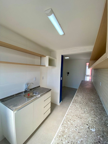 Imagem 10 de 21 de Apartamento Em São José - Sc - Ap0993_ccon