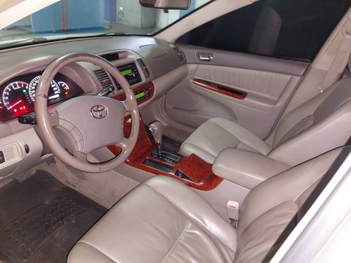 Imagen 9 de 14 de Toyota Camry